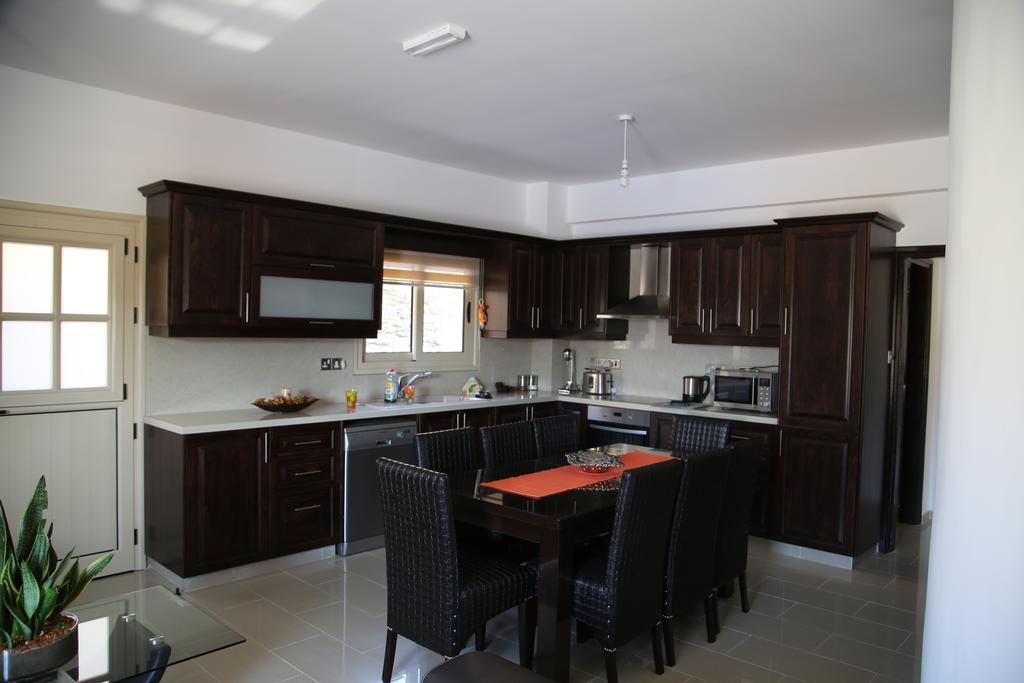 Villa Melyia Kato Pyrgos Værelse billede