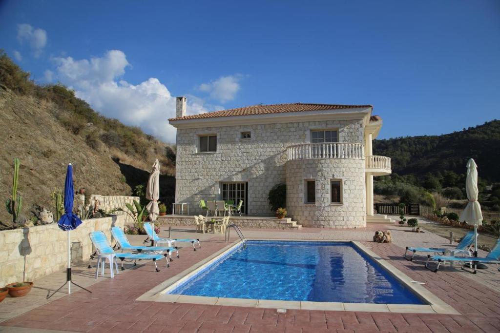 Villa Melyia Kato Pyrgos Eksteriør billede